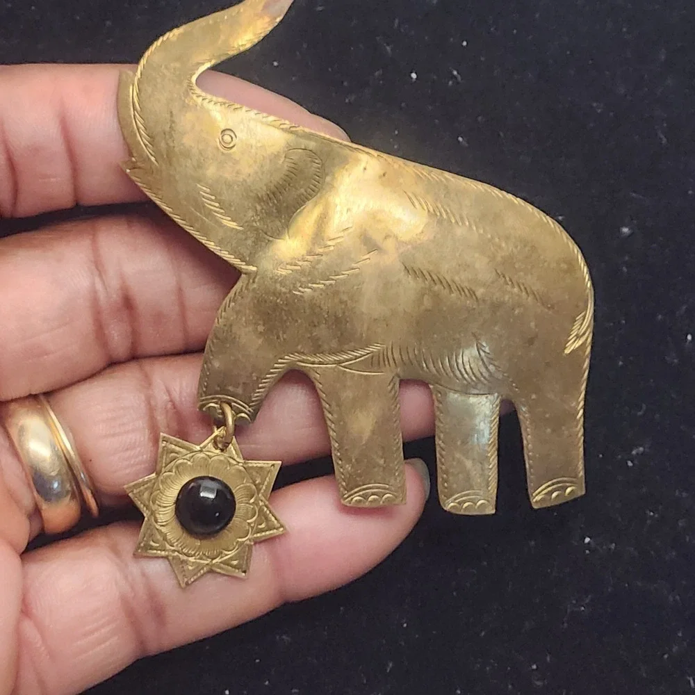 Unbranded vintage brass